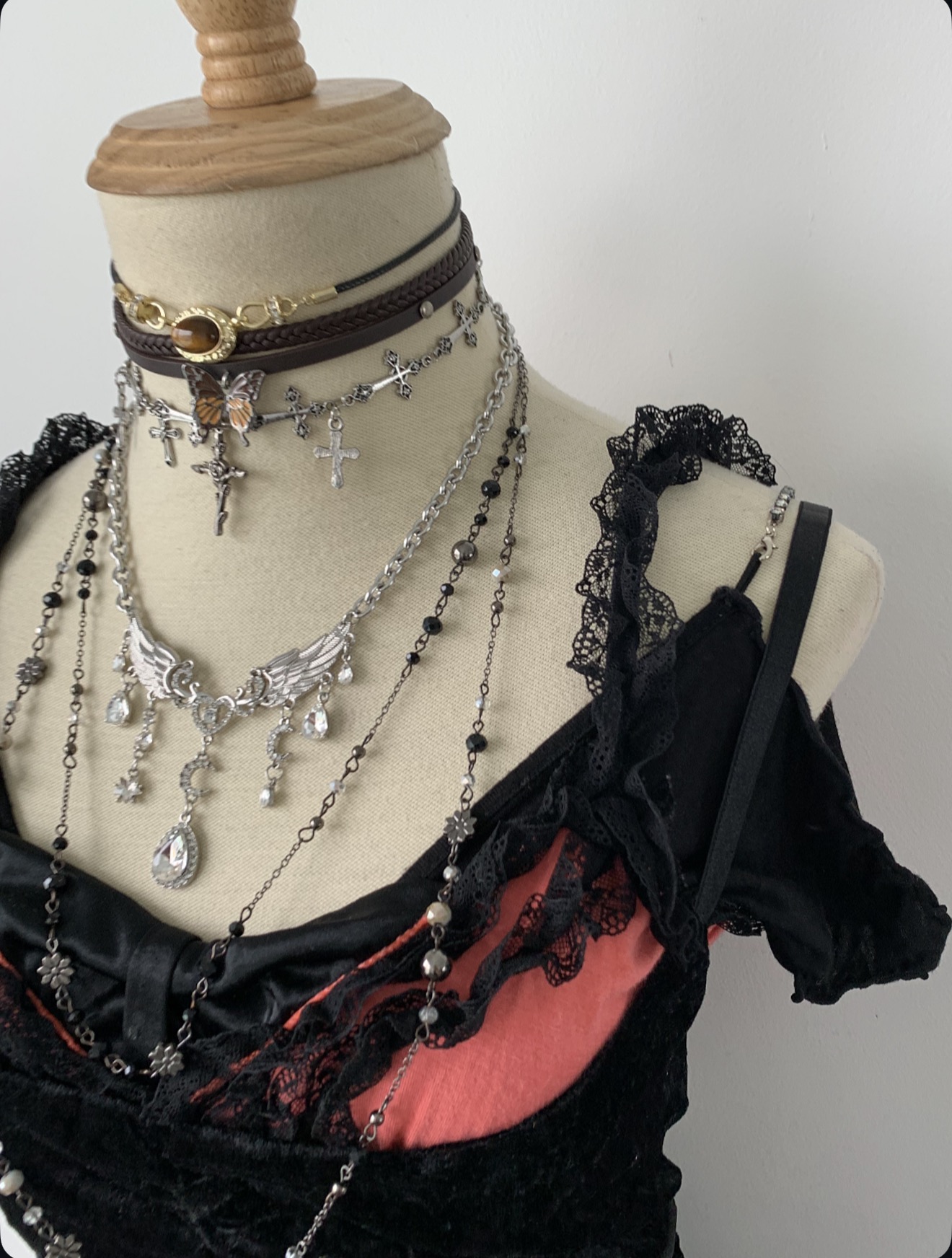 Metal outfit - Image 2