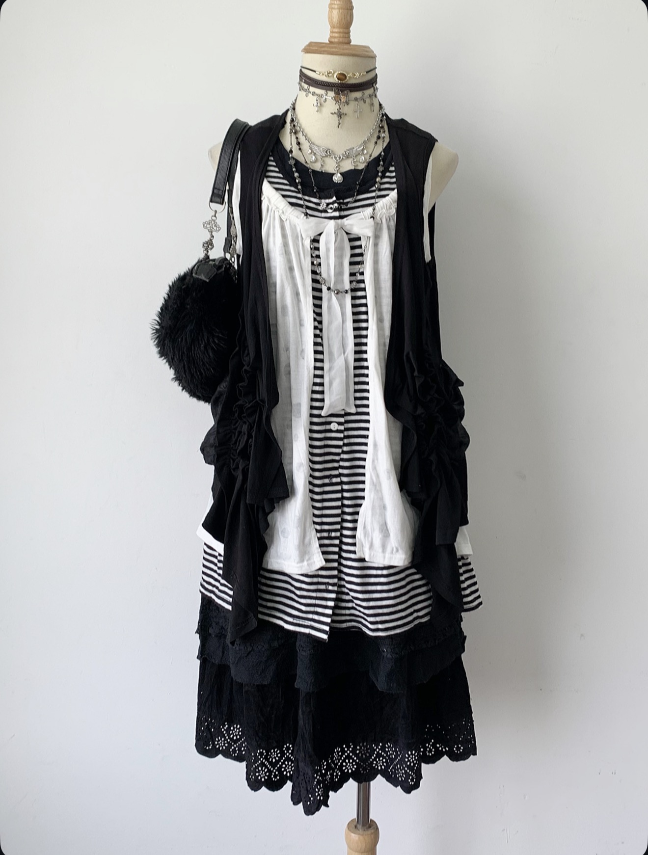 Meta outfit - Image 2