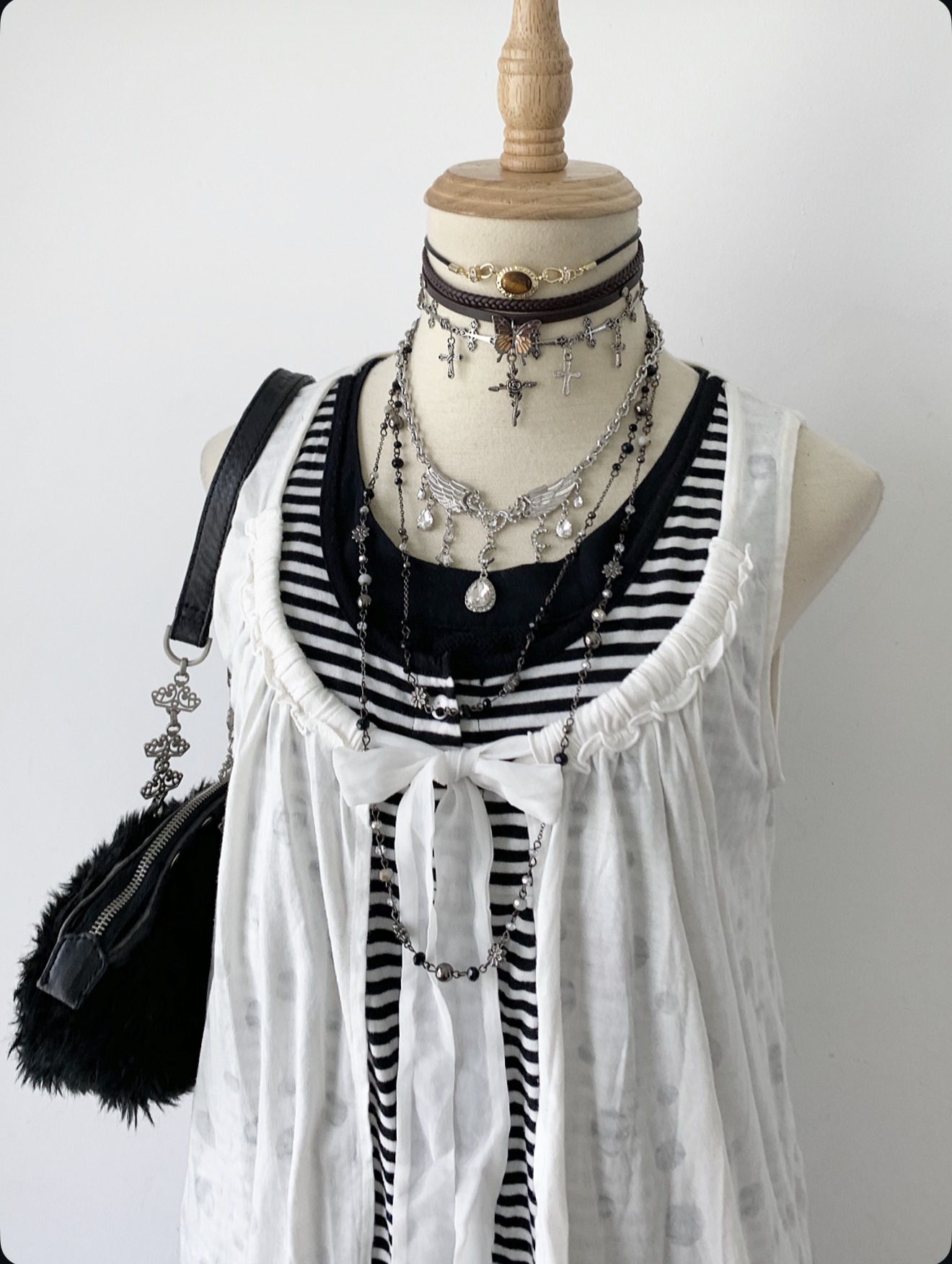 Meta outfit - Image 5