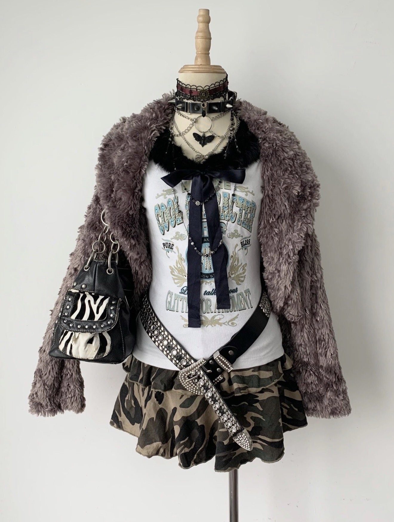 metal outfit