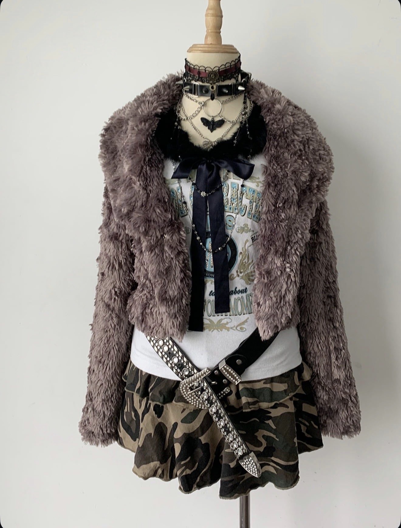 metal outfit - Image 2