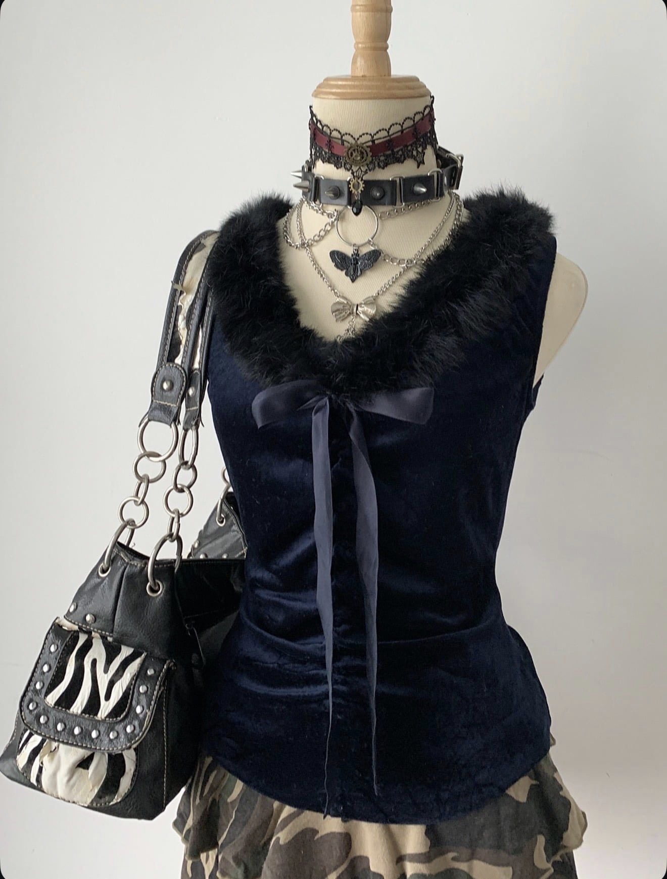 metal outfit - Image 9