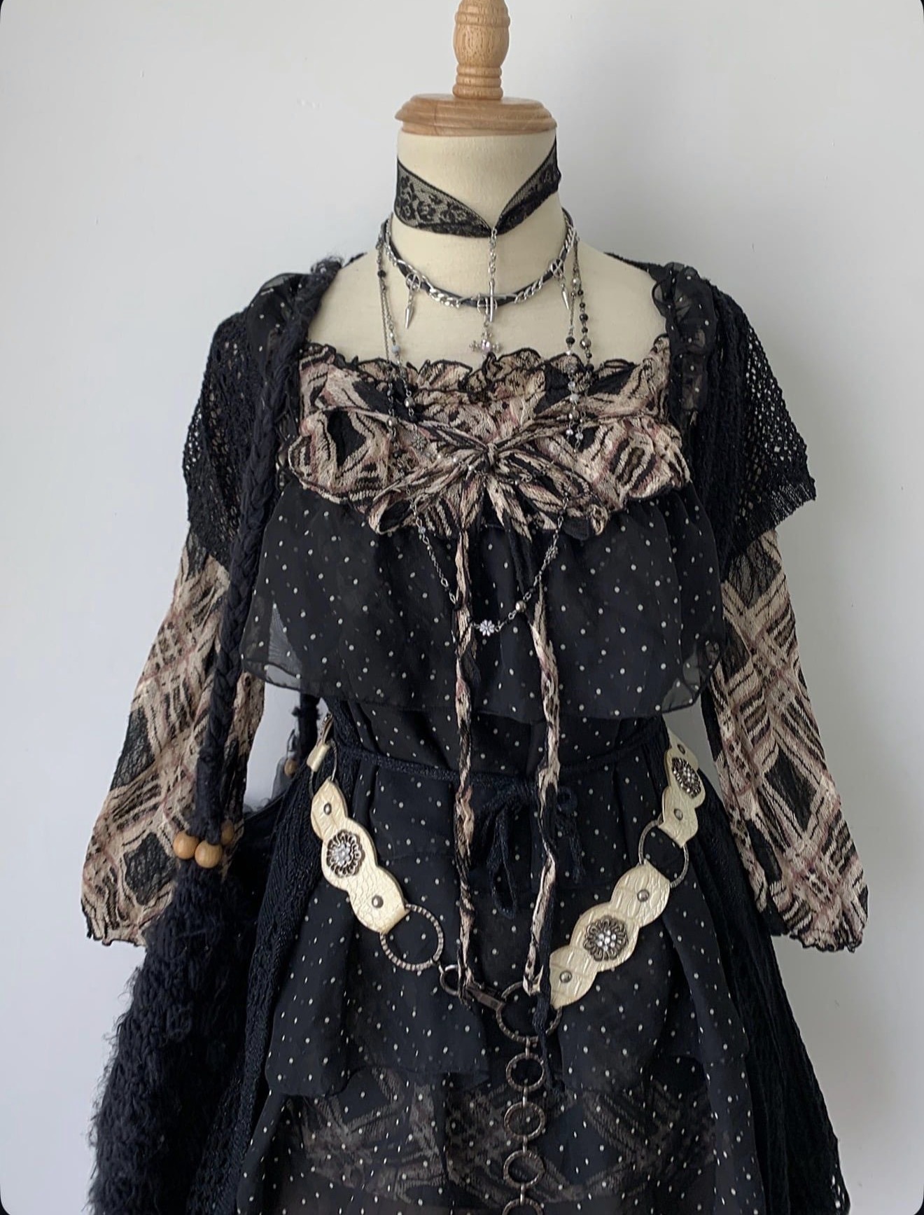 metal outfit - Image 2
