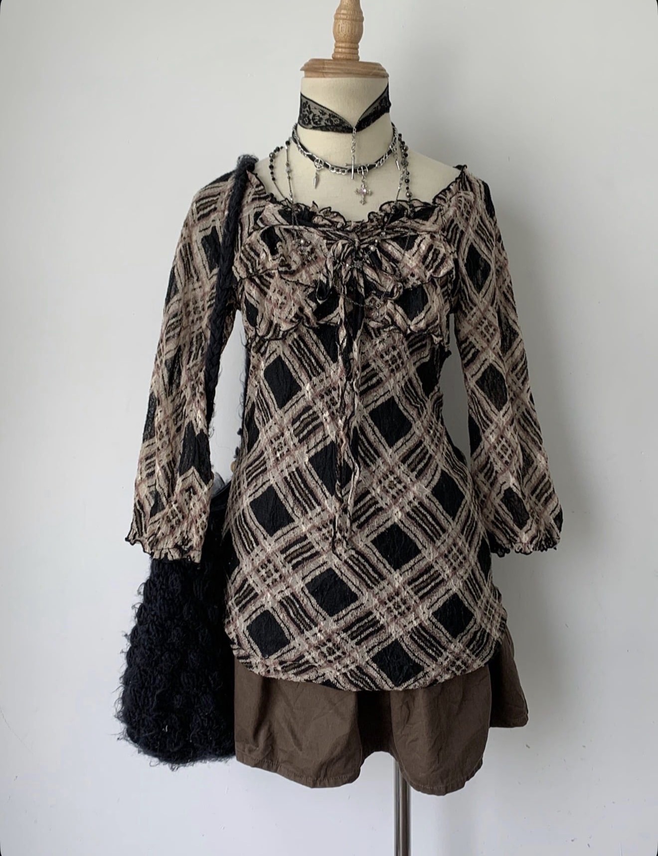 metal outfit - Image 3