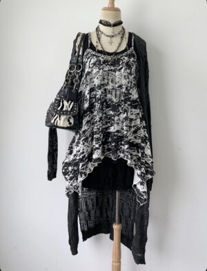 Metal outfit