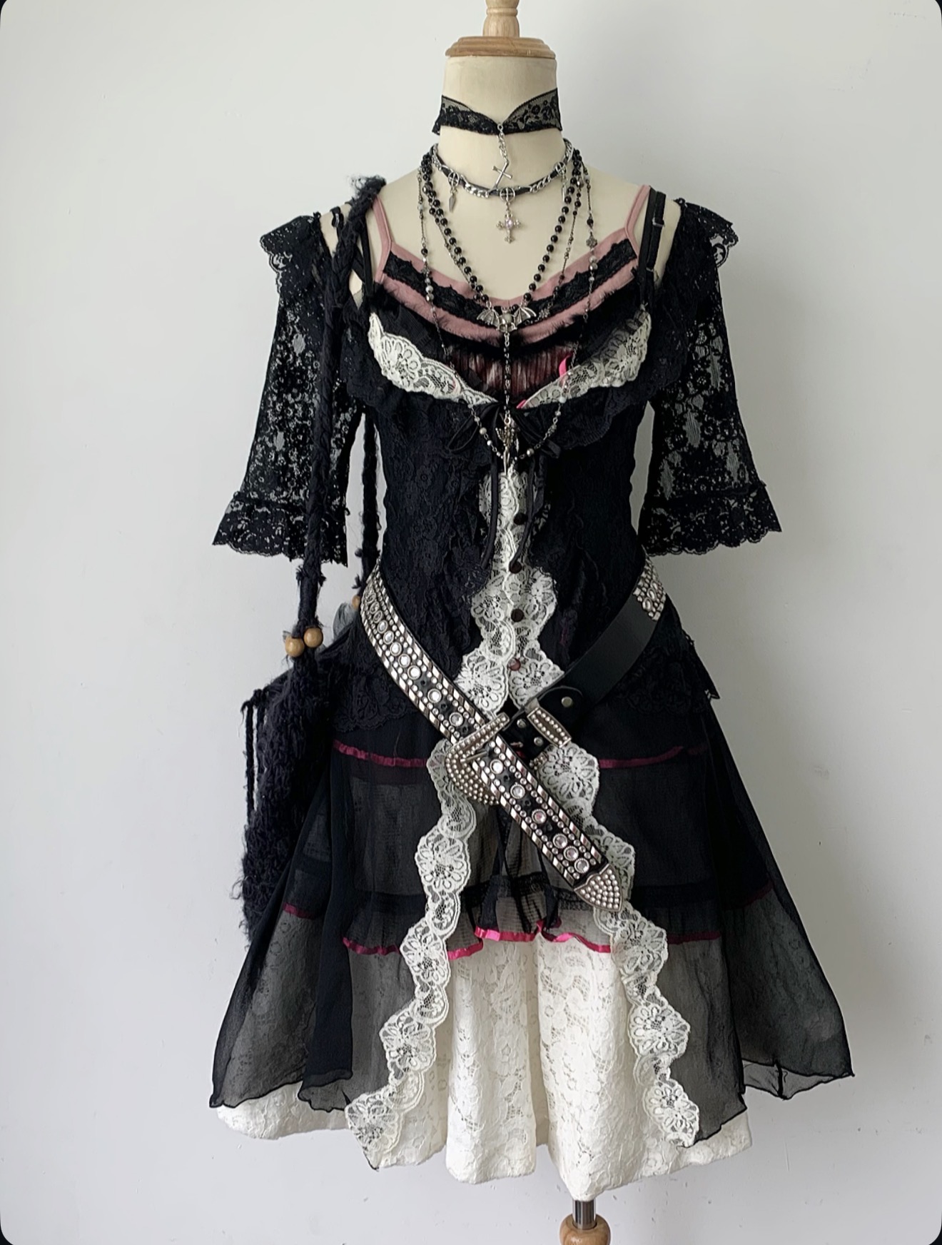 Metal outfit