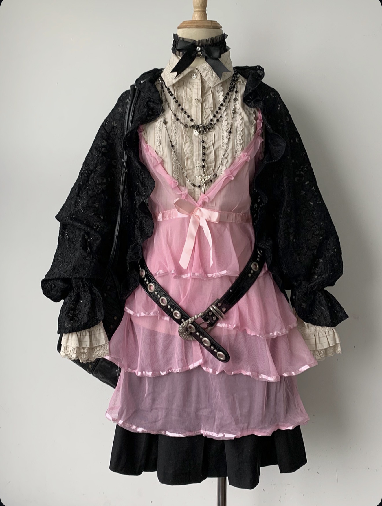 Metal outfit