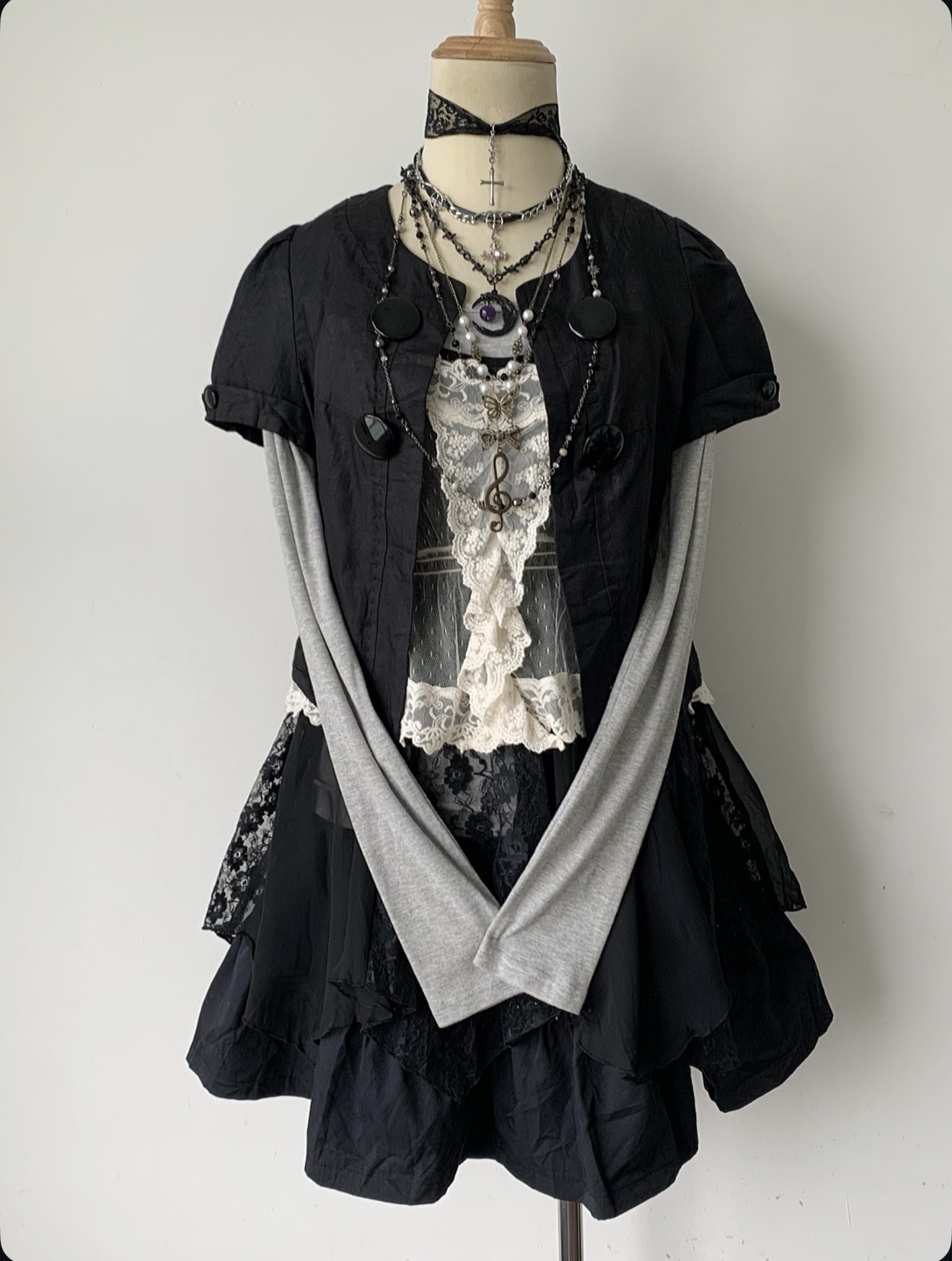 Metal outfit