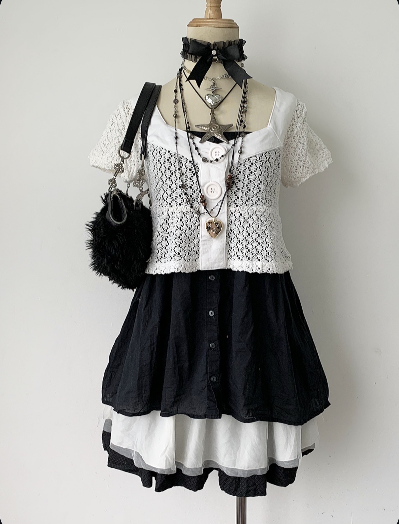 Metal outfit