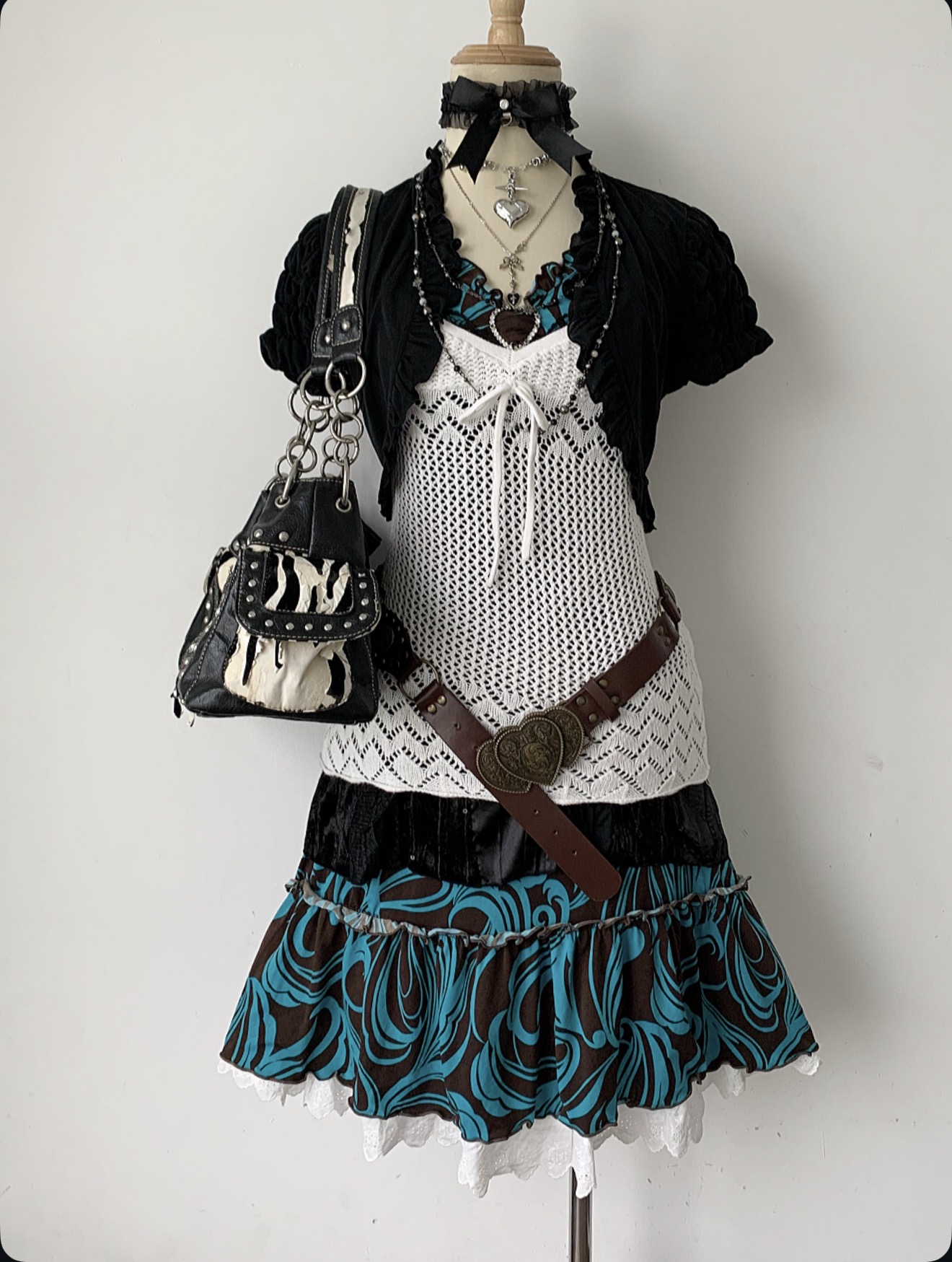 Metal outfit