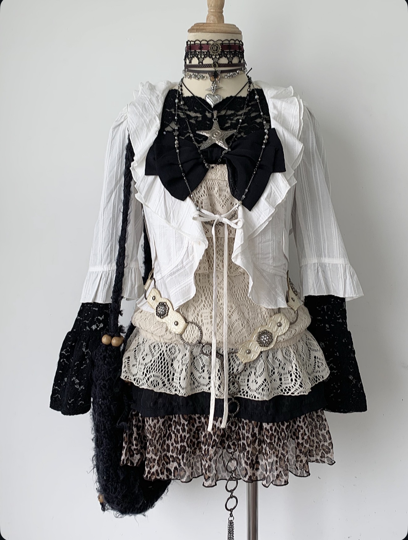 Metal outfit