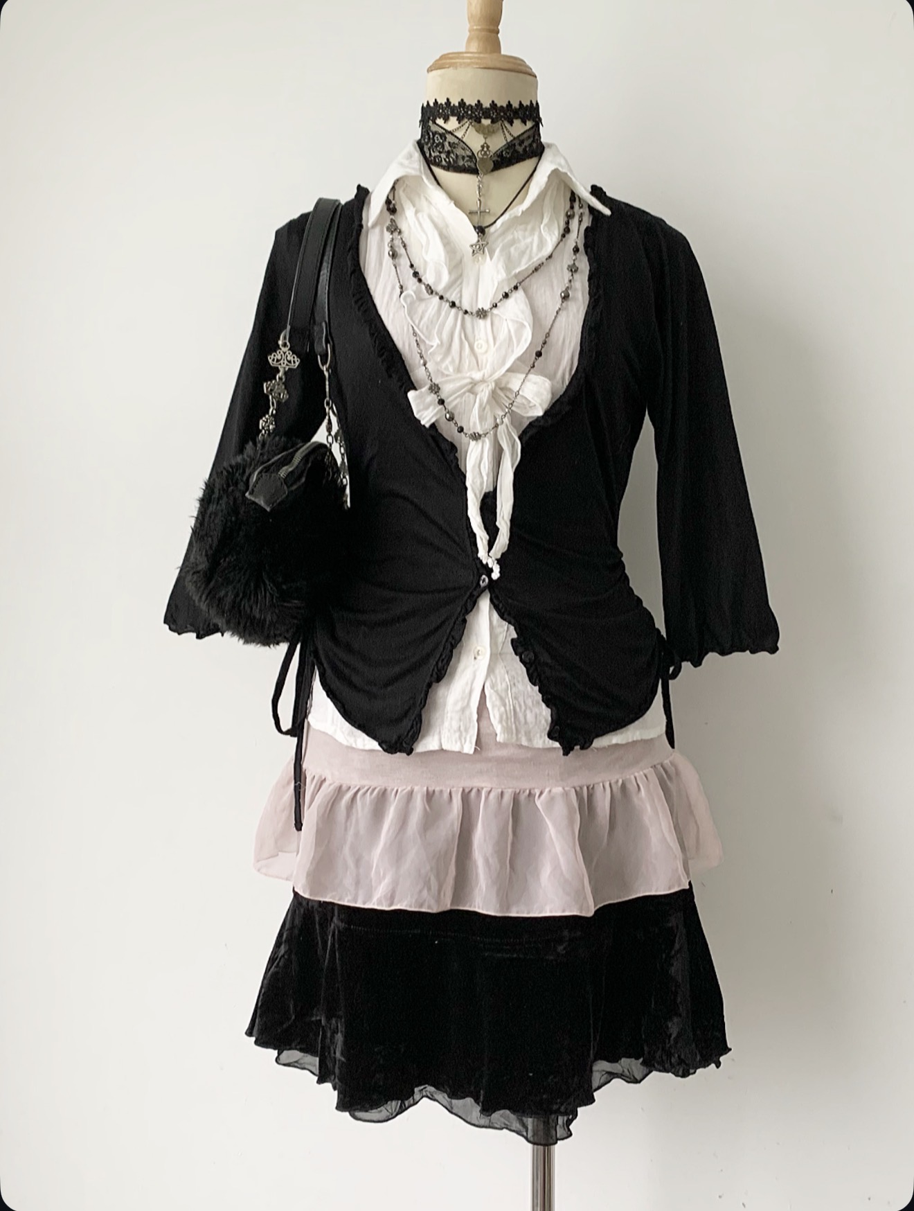 Metal outfit