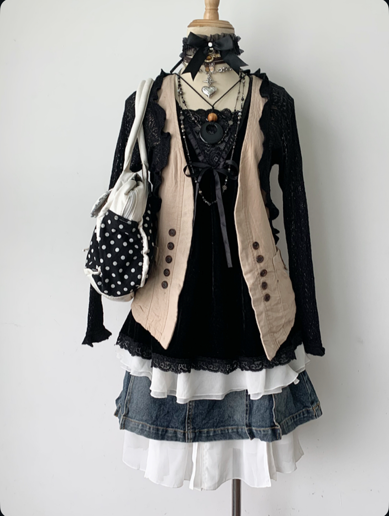 Metal outfit