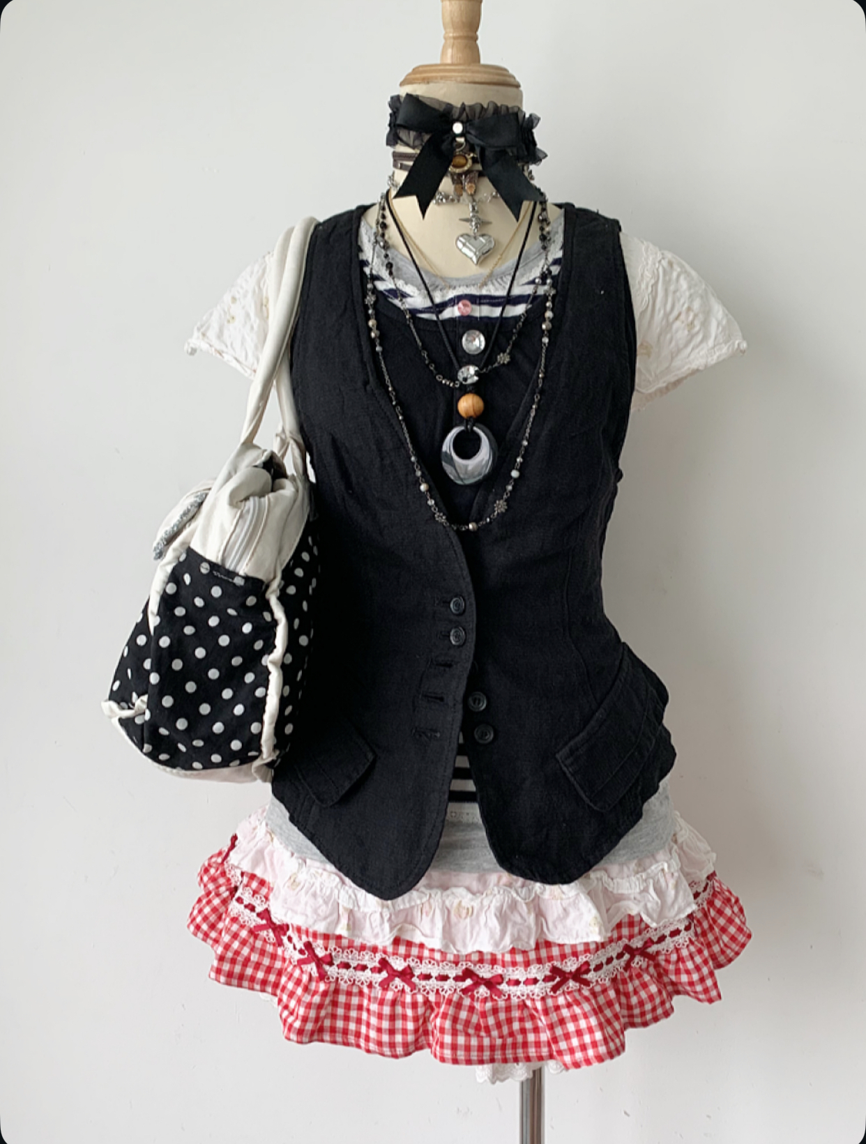 Metal outfit