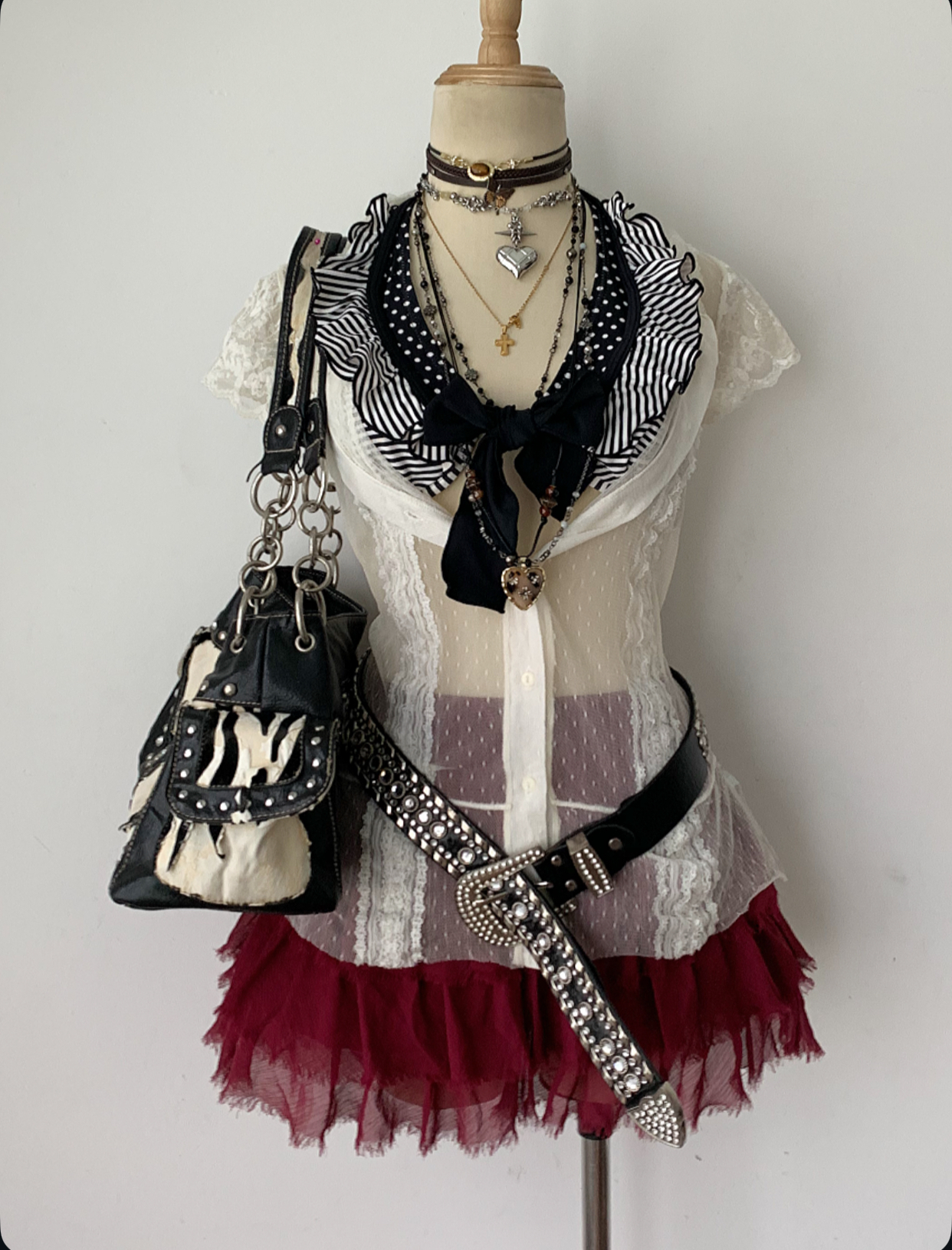Metal outfit