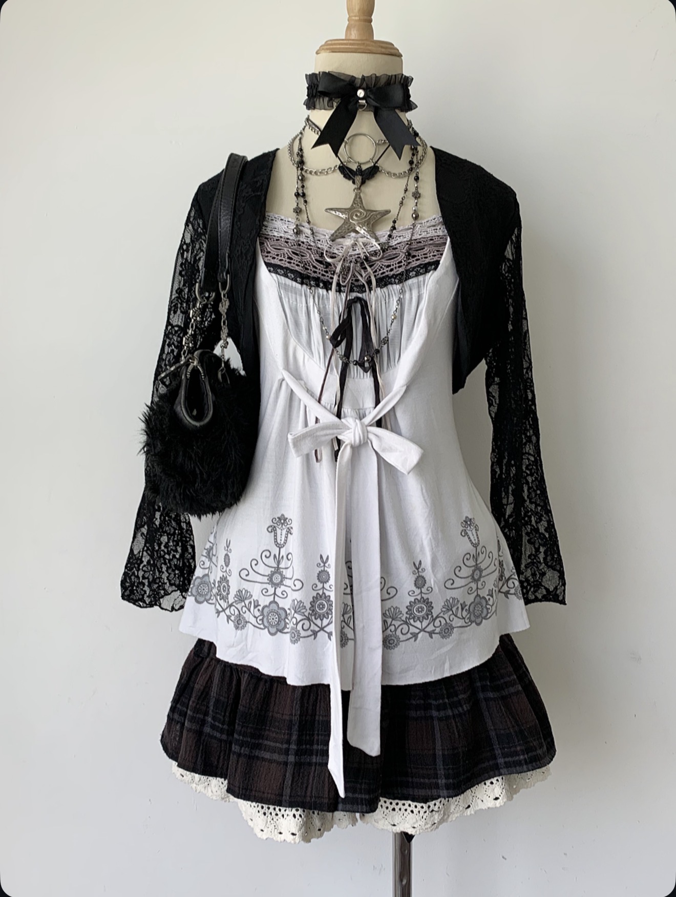 Metal outfit