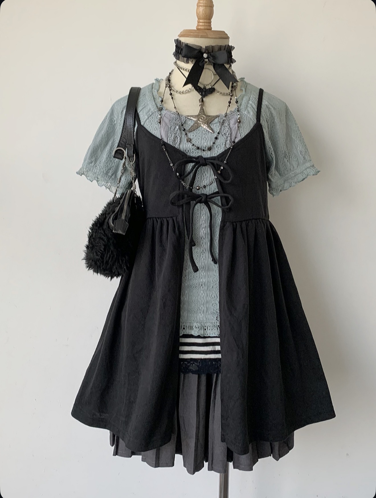 Metal outfit
