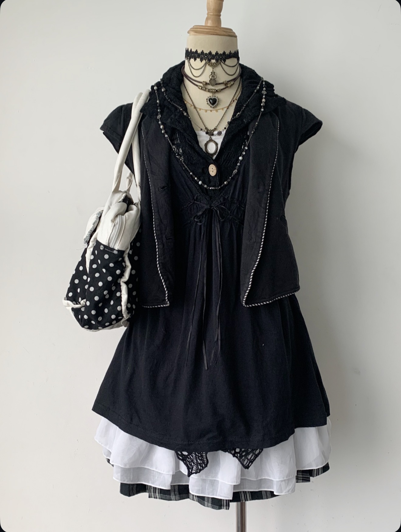 Metal outfit