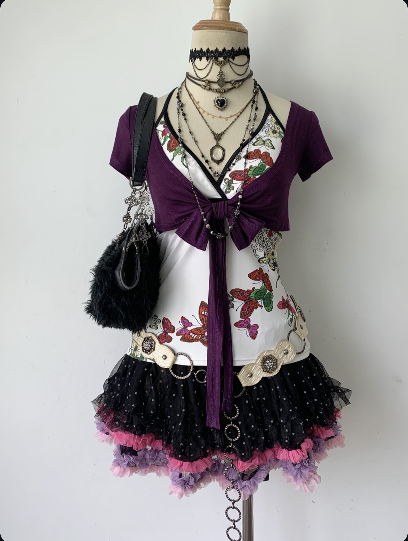 Metal outfit
