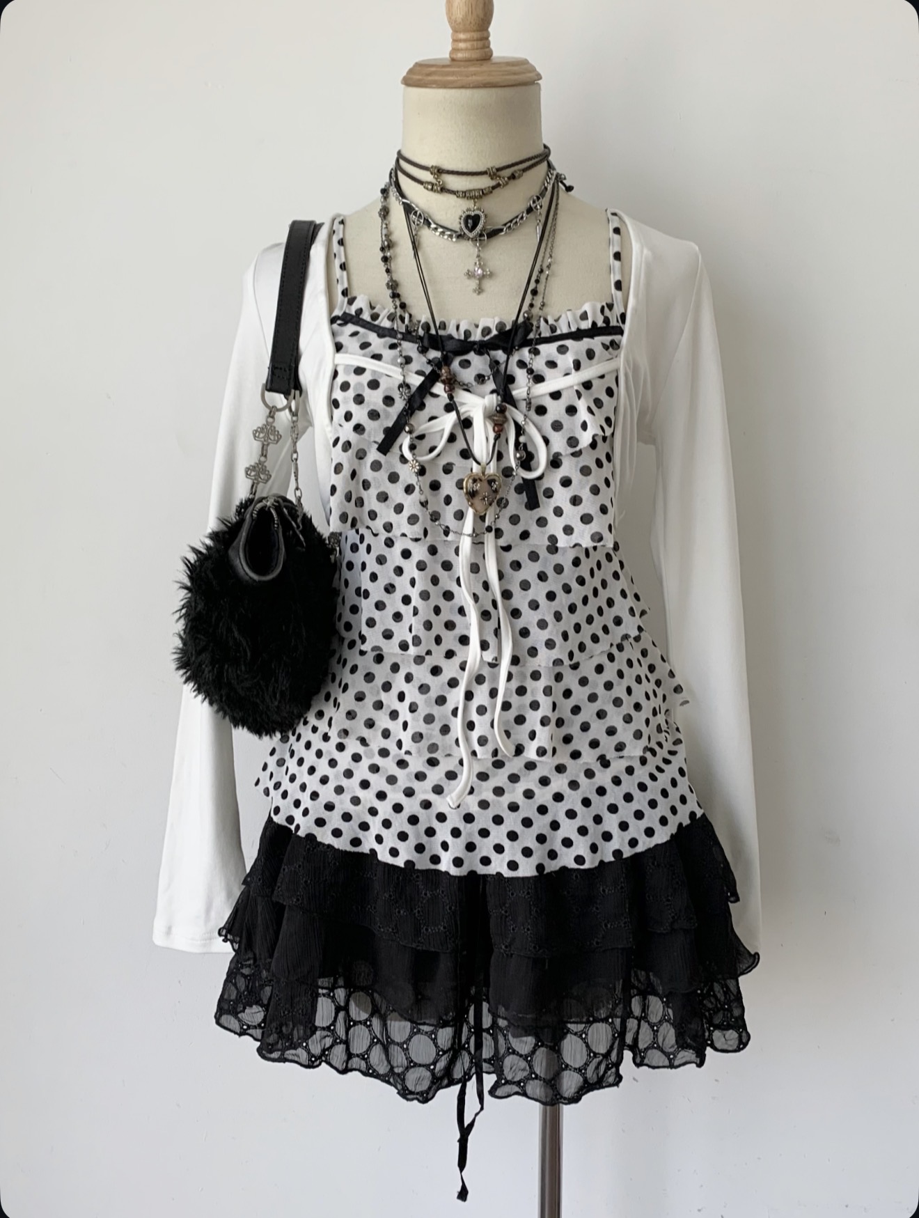 Metal outfit